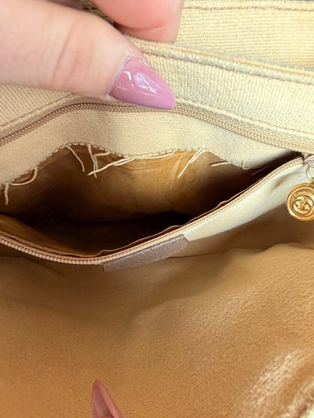 Gucci GG Supreme Monogram Crossbody Bag Brown Canvas Leather Flap Vintage Style - Picture 8 of 13